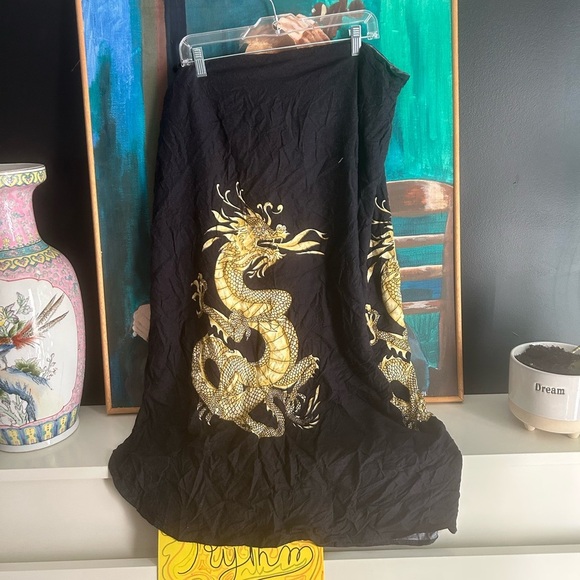 Y2K Black Wrap Around Skirt with Gold Dragon Motif One Size - Picture 8 of 12
